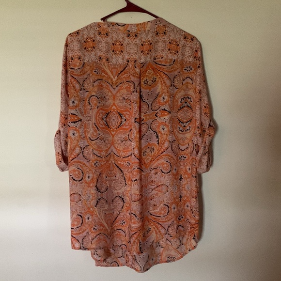 BCBG MaxAzria orange and pink print tunic with adjustable sleeves - Picture 3 of 4